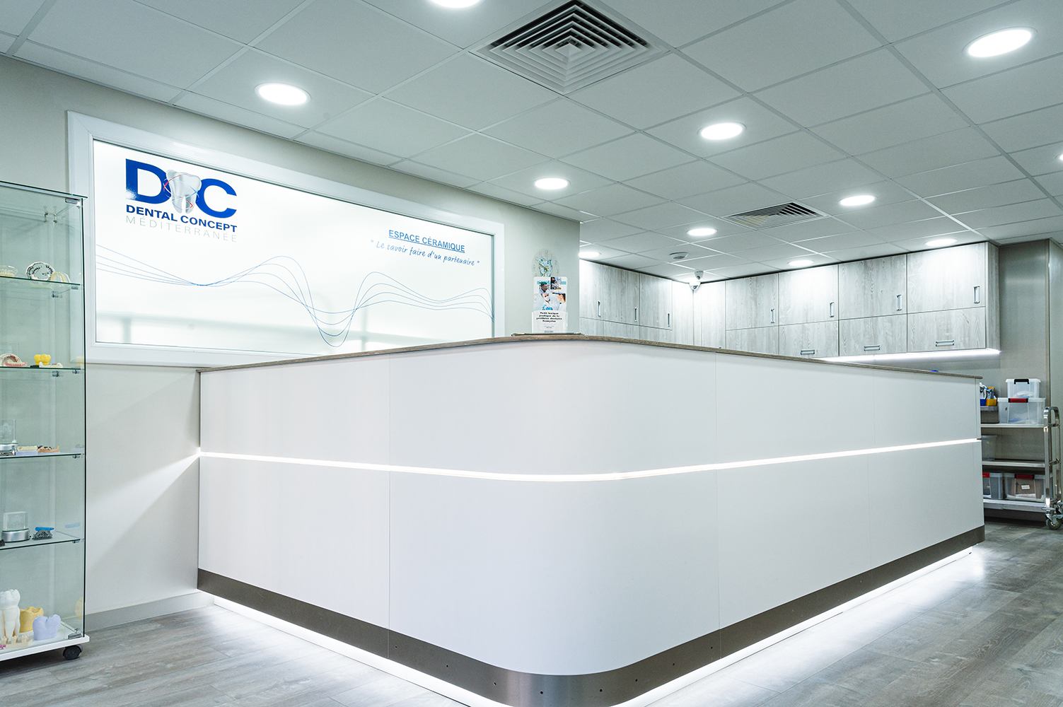 Dental Concept HD 01